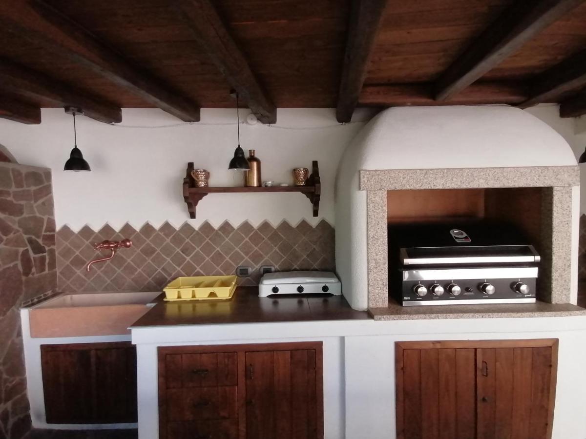 Casa Vacanze Villa Rosa กาลาโกโนเน ภายนอก รูปภาพ