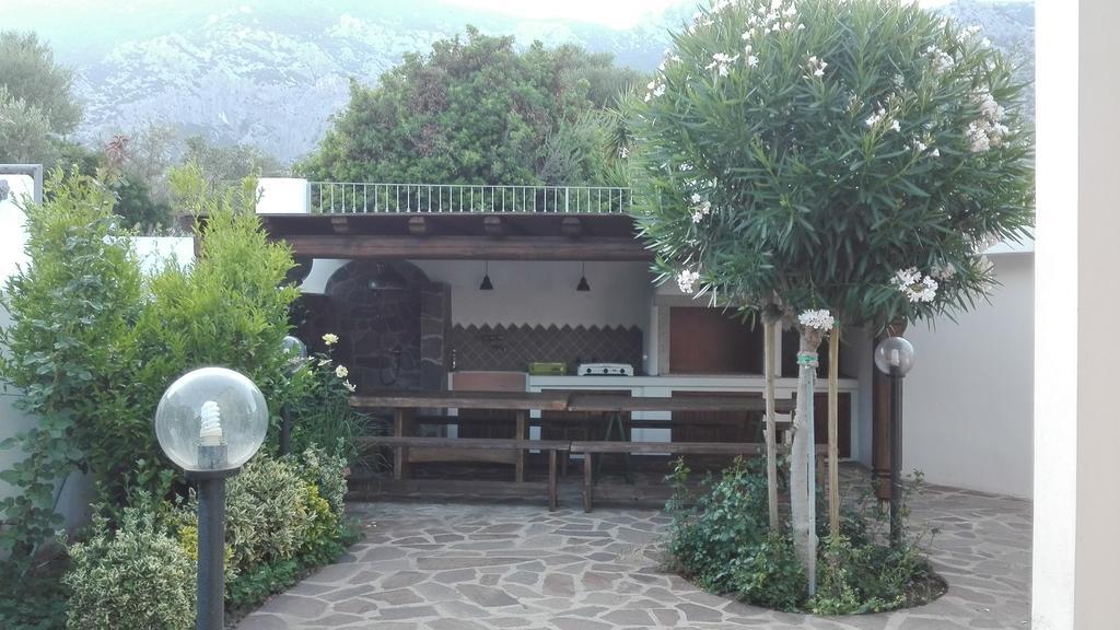 Casa Vacanze Villa Rosa กาลาโกโนเน ภายนอก รูปภาพ